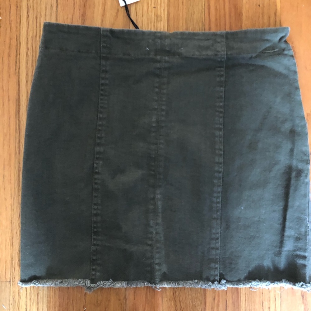 Denim mini skirt - Picture 2 of 4